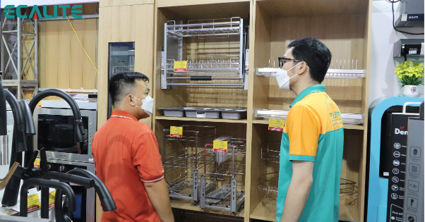 Khám phá phụ kiện tủ bếp thông minh của Ecalite Việt Nam tại triển lãm Vietbuil 2023 - Ảnh 2.